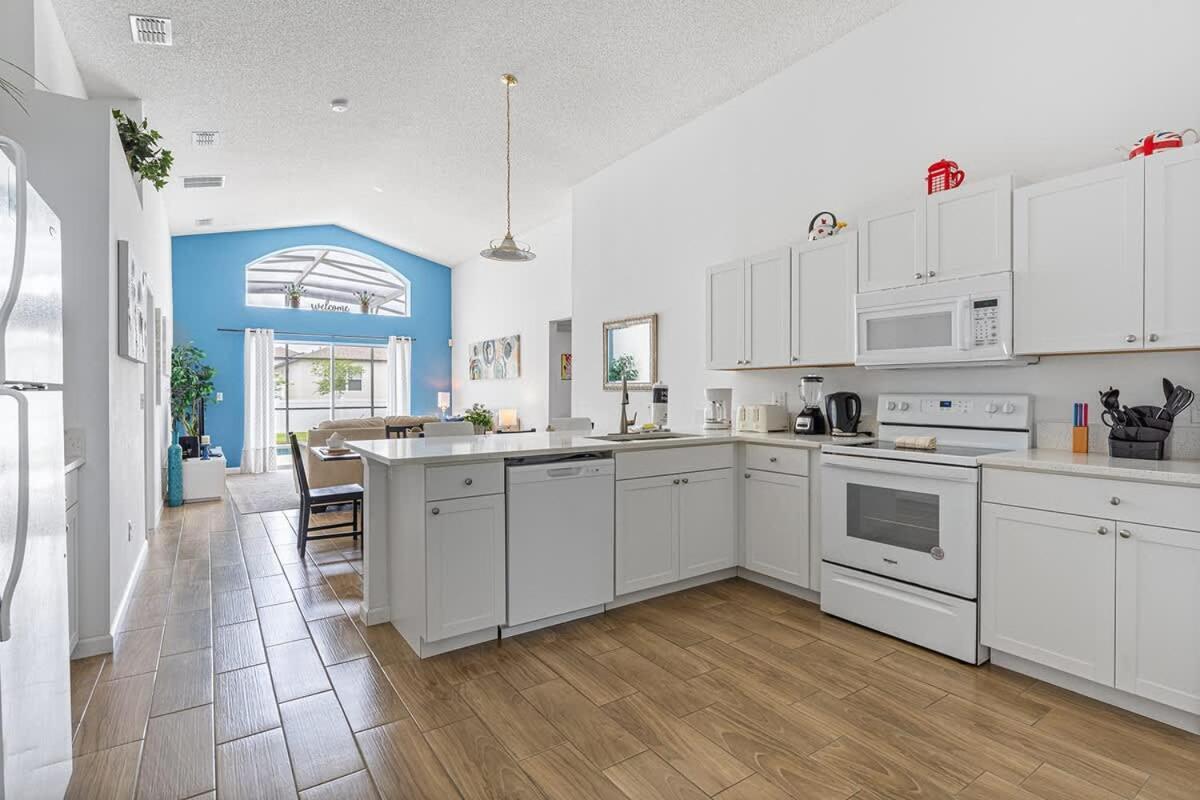 4 Bedroom No Carpet Just Remodeled Unit Sr1205 키시미 외부 사진